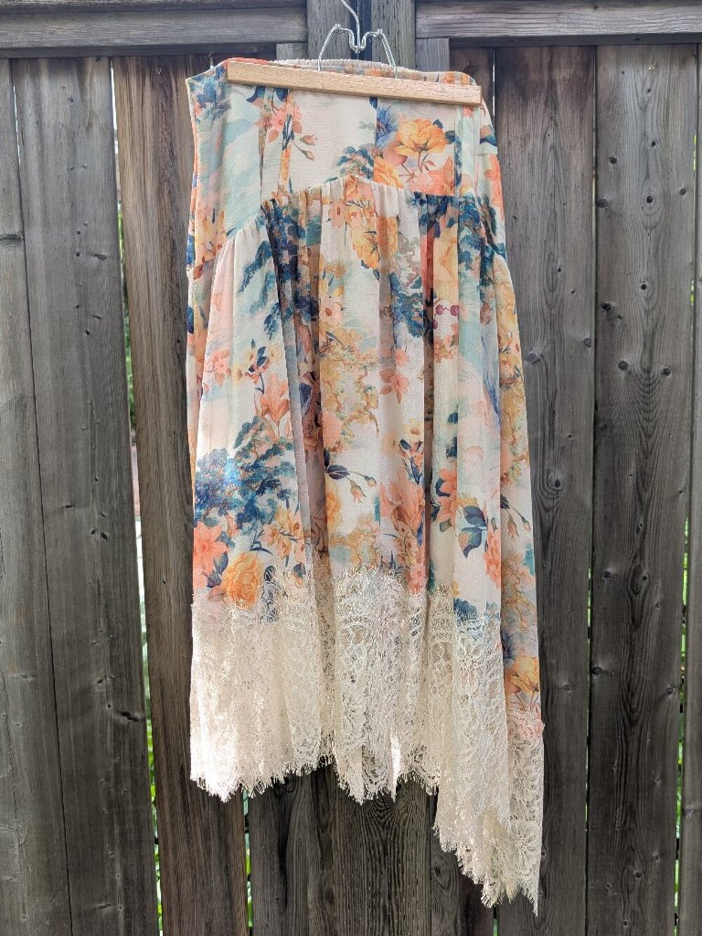 Asymmetrical Floral Lace Anthropologie skirt (L)